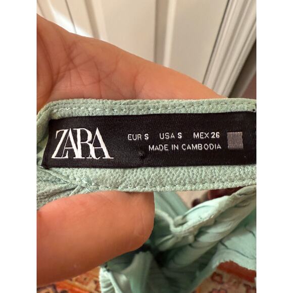 Zara Sea Green Pleated Halter Neck Jumpsuit Size Small - Picture 2 of 9